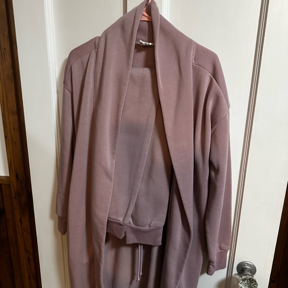 Olive & Oak Purple Sweatshirt Top